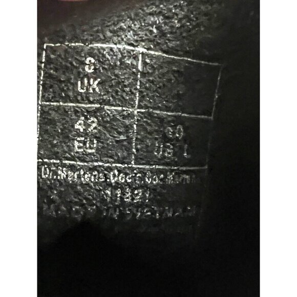 Dr. Martens Mens Black Leather Lace Up Combat Ankle Work Boots US 9 Airwair - Picture 13 of 13
